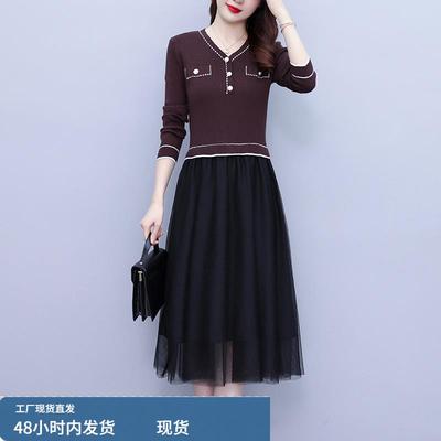 针织连衣裙子女士春秋冬季2025年新款假两件v领气质长袖打底爆款