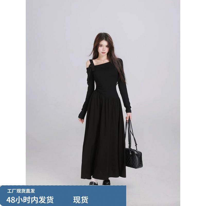 法式纯欲风高级感黑色露肩连衣裙子女设计感收腰气质斜领长裙春季