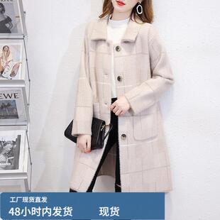 水貂戎外套女款春秋装2025新款方领针织开衫中长款格子大衣女秋冬