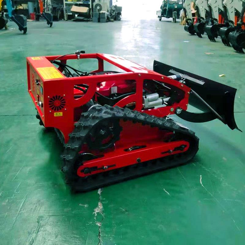 遥控履带割草机 7.5马力农林果园自走式除草机远程操作智能割草机