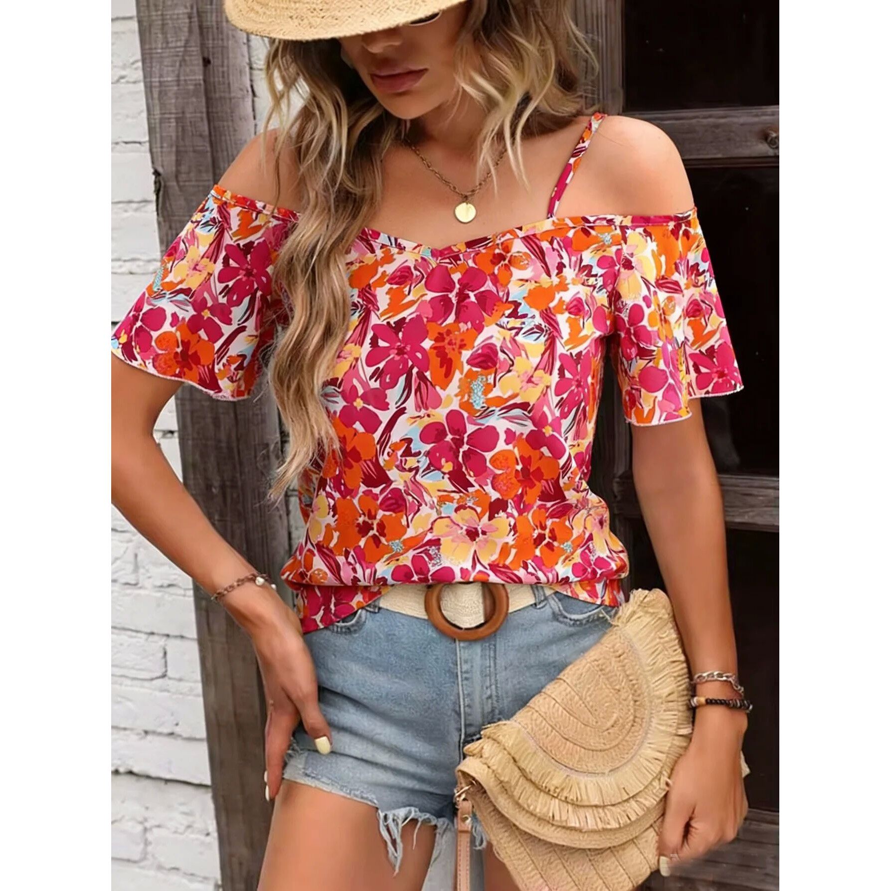 印花套头露肩休闲上衣Printed pullover off shoulder casual top