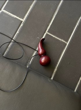 感搭配皮绳链木质设计款项简约百链女饰长毛衣情侣葫芦小众男酒壶