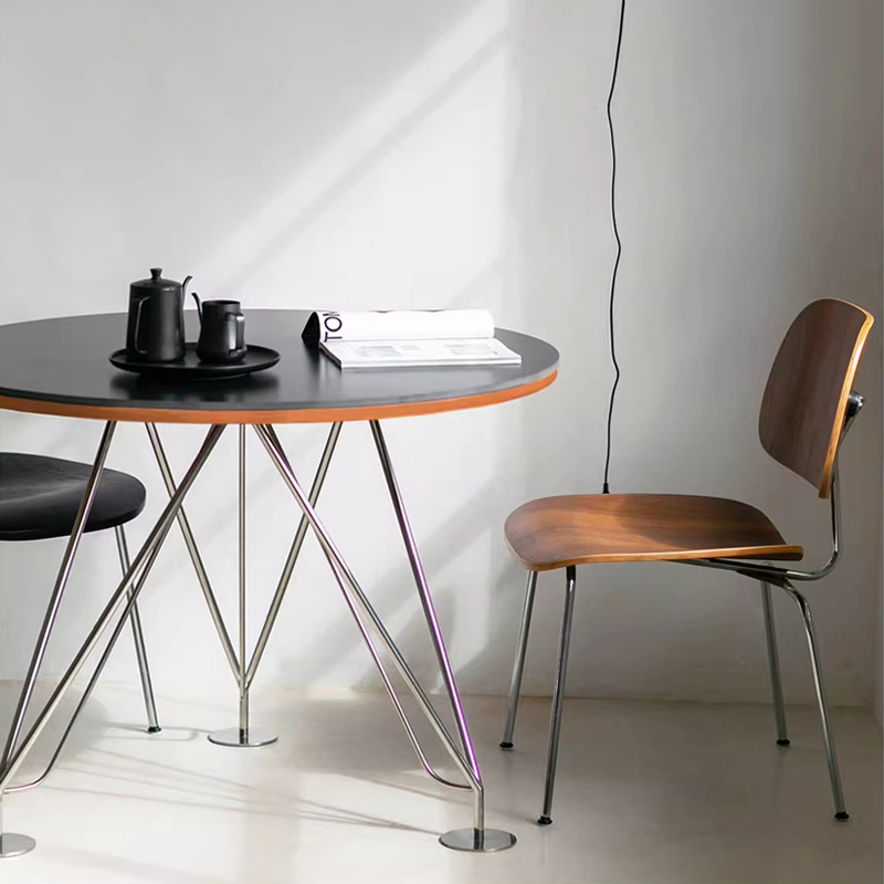 逐梦时代罗维尼餐桌北欧包豪斯