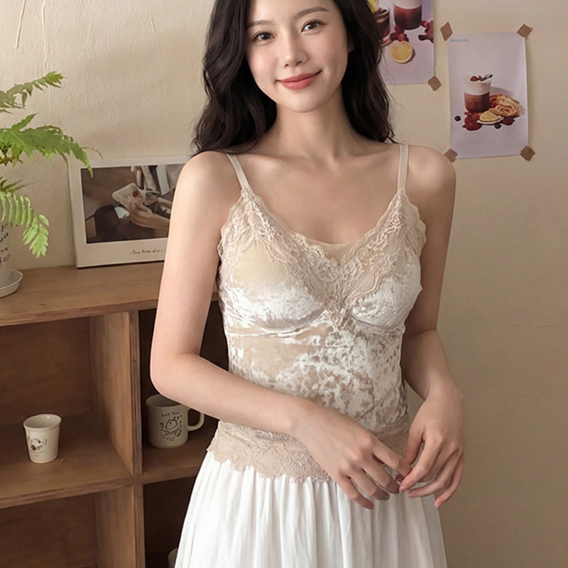 白色甜辣妹蕾丝刺绣吊带背心女