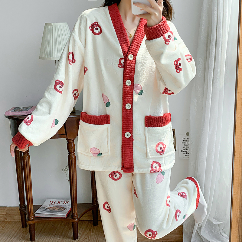 珊瑚绒加肥大码睡衣套装