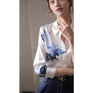 法式低调知性学术风渐变印花绸缎长袖衬衫2026设计感小众名媛衬衣