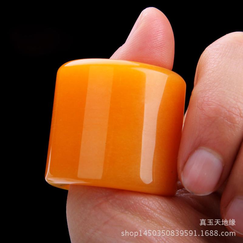 天然玉石新疆外蒙料鸡油黄玉扳指 蜜蜡色石英岩玉黄龙玉指环手环