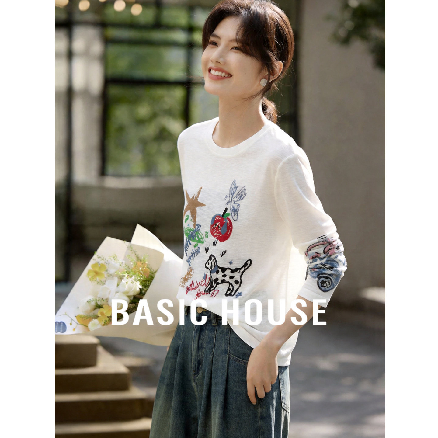 Basic House/百家好趣味涂鸦提花长袖针织衫女宽松圆领薄款上衣.