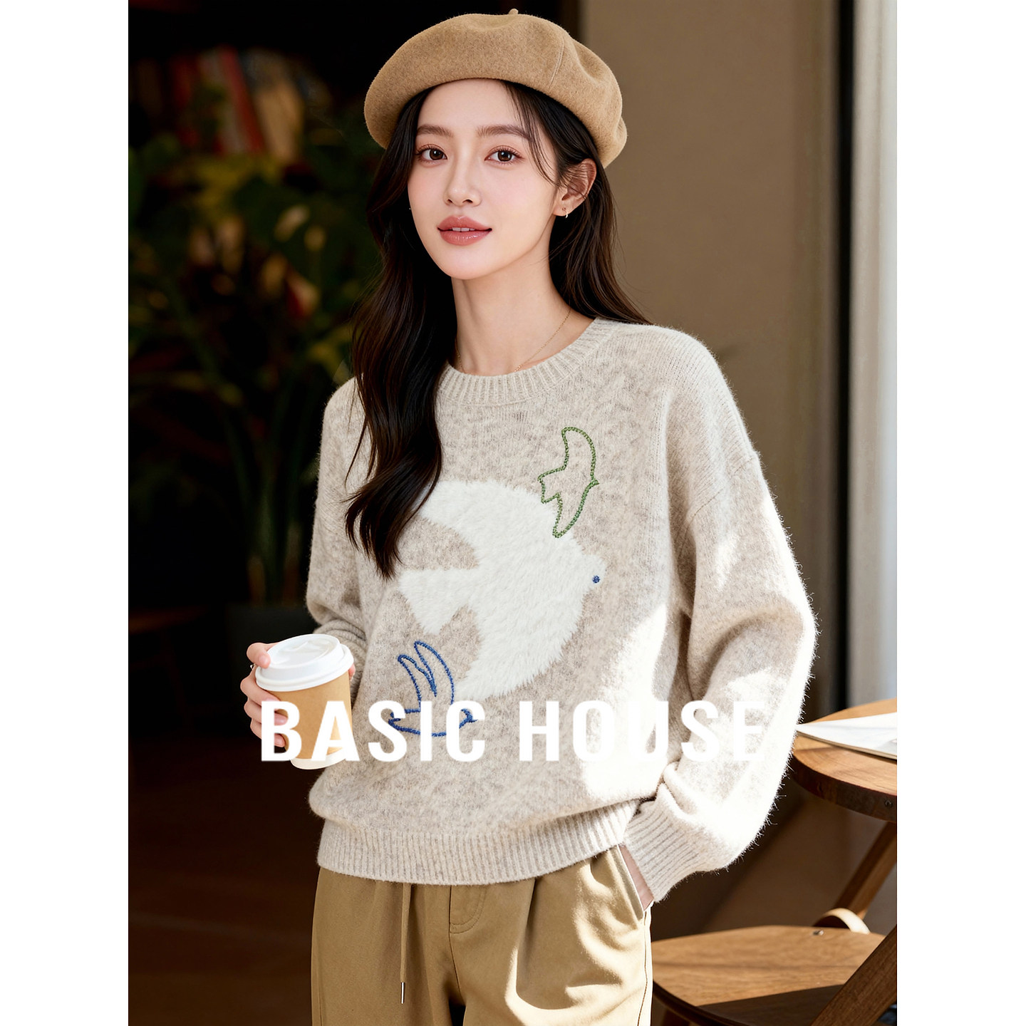 Basic House/百家好米色飞鸟刺绣软糯圆领毛衣女秋冬宽松针织上衣