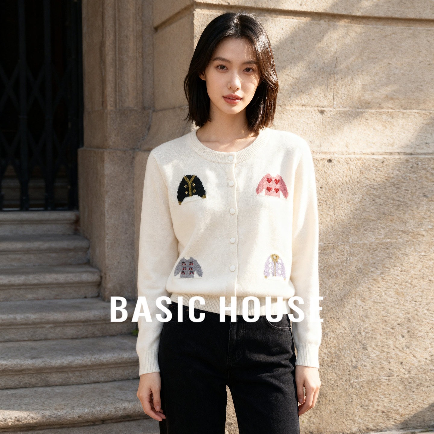 Basic House/百家好圆领提花毛衣今年流行宽松长袖短款开衫外套女