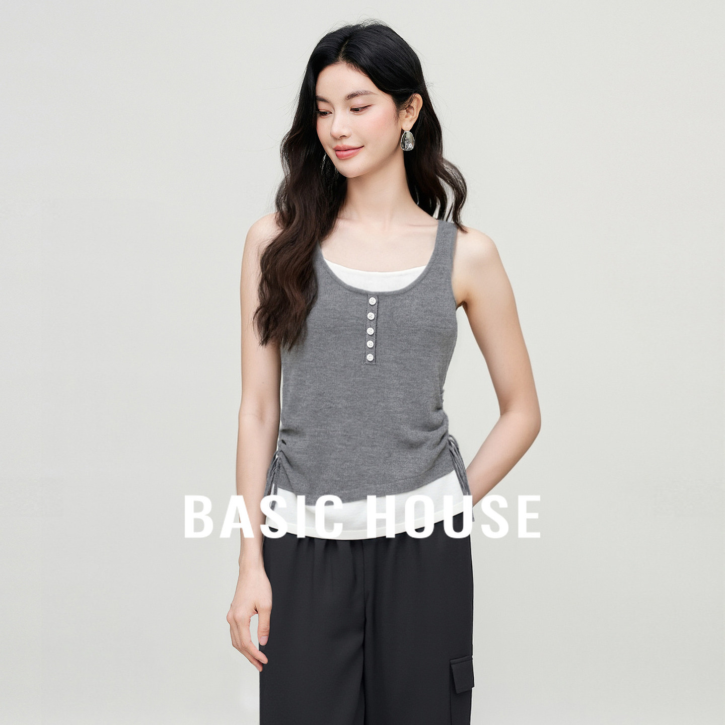 Basic House/百家好撞色拼接假两件设计秋冬新款抽绳修身气质背心,女装/女士精品,背心吊带,淘宝优惠券,粉丝福利购,淘宝优惠卷