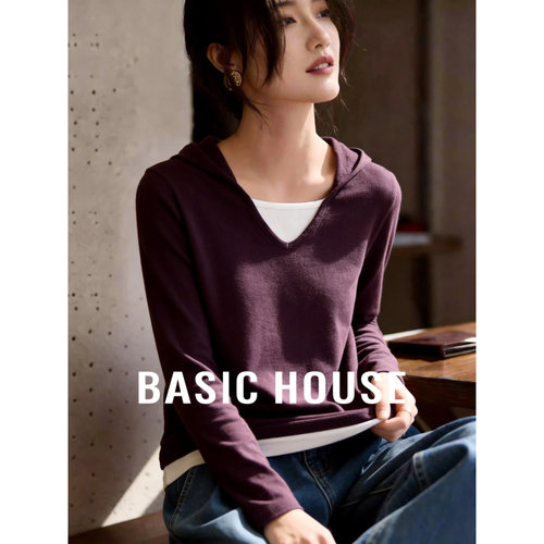 Basic House/百家好简约轻熟假两件V领长袖T恤女宽松显瘦针织上衣