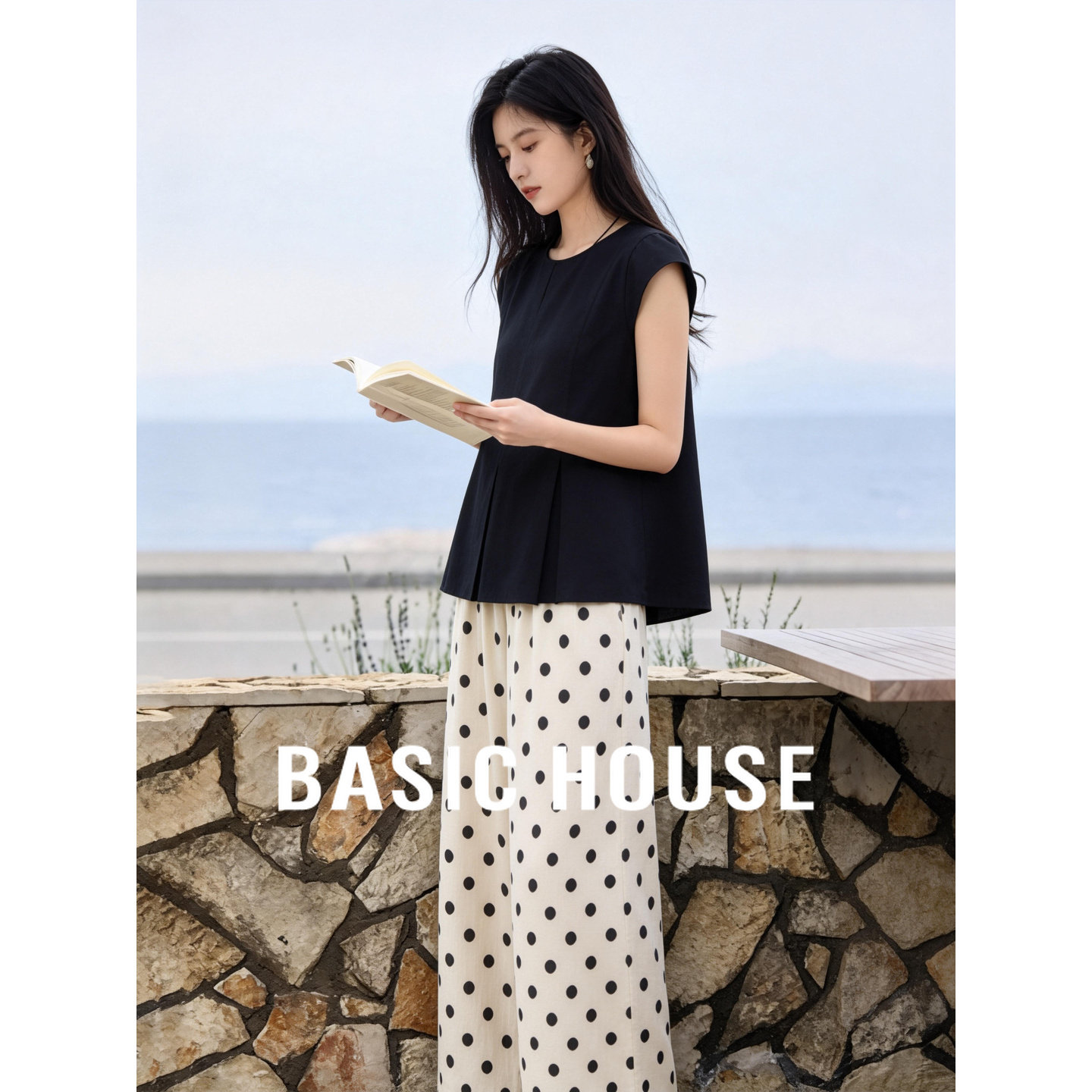 Basic House/百家好韩系无袖上衣波点阔腿裤女夏显瘦遮肉时尚套装
