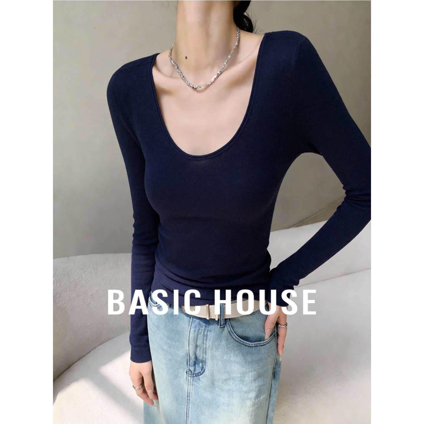 百家好藏青色修身显瘦弹力薄款打底衫女春季新款U领长袖针织上衣