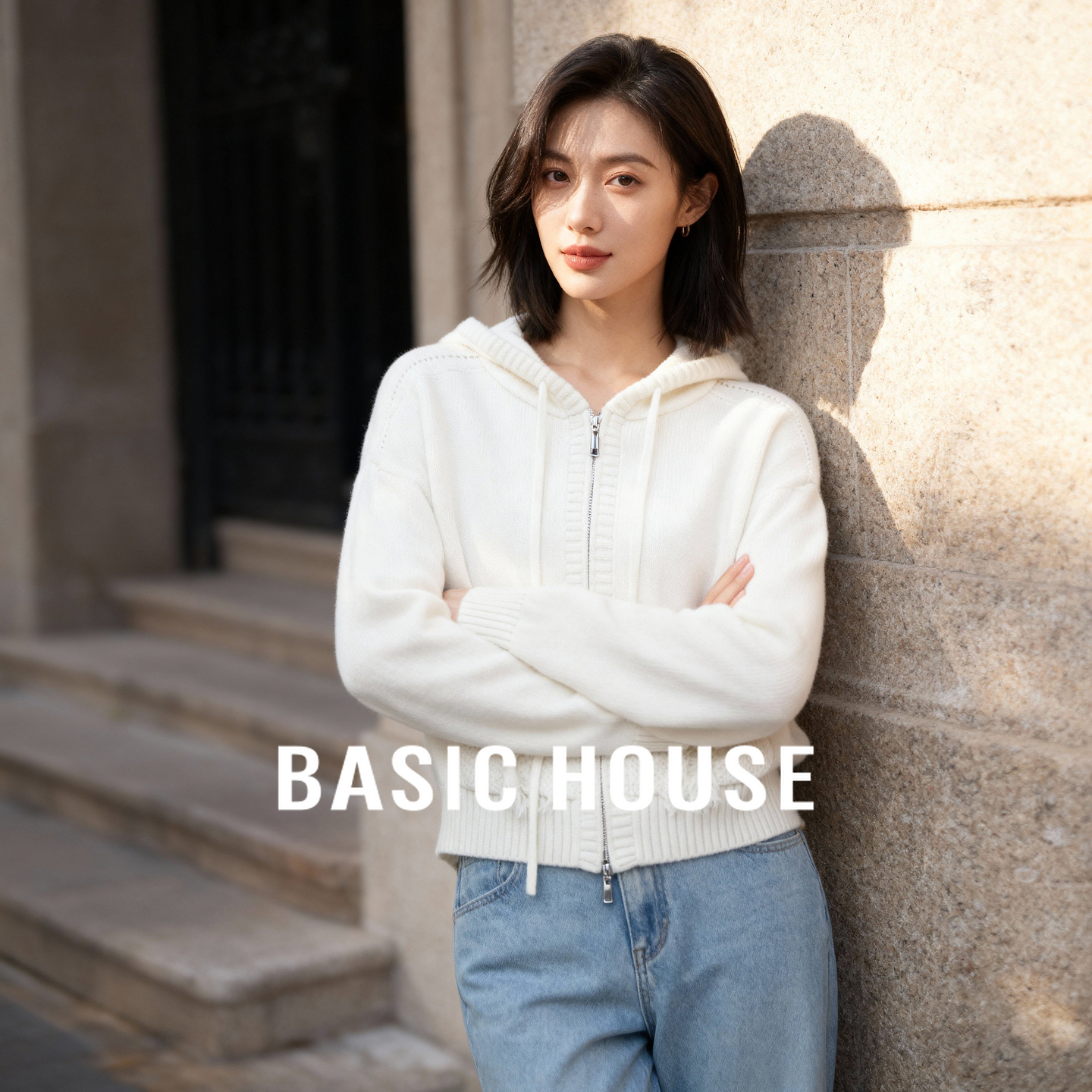 Basic House/百家好连帽开衫上衣女秋季新款宽松显瘦拉链毛衣外套