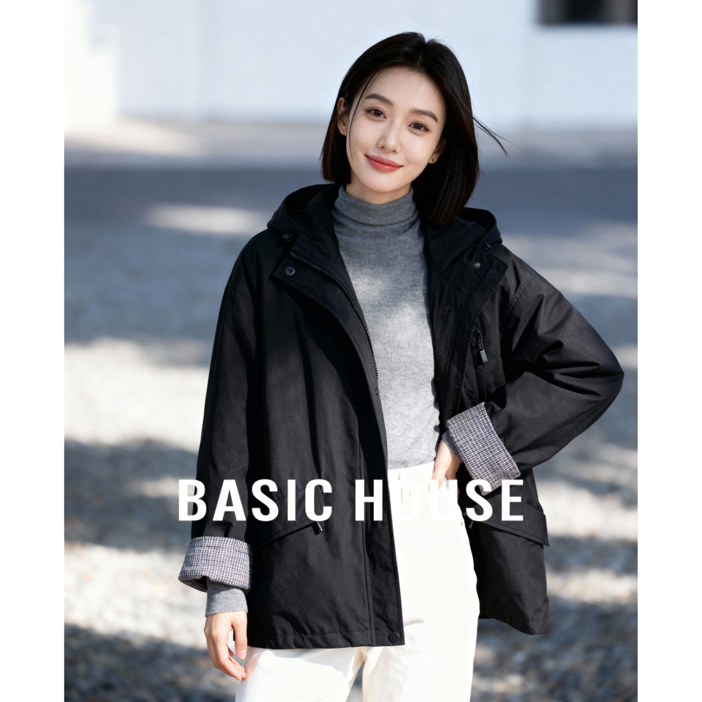 Basic House/百家好连帽羽绒服女冬季新款宽松派克服加厚保暖外套