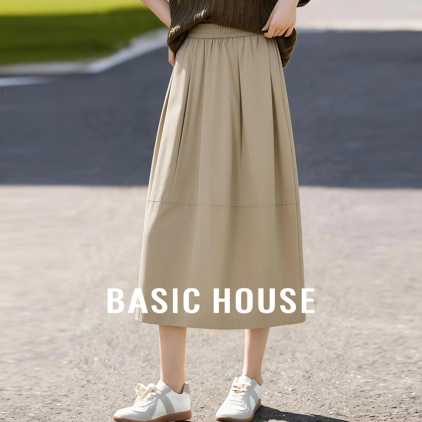 Basic House/百家好卡其色松紧腰褶皱半身裙女中长款A字显瘦伞裙