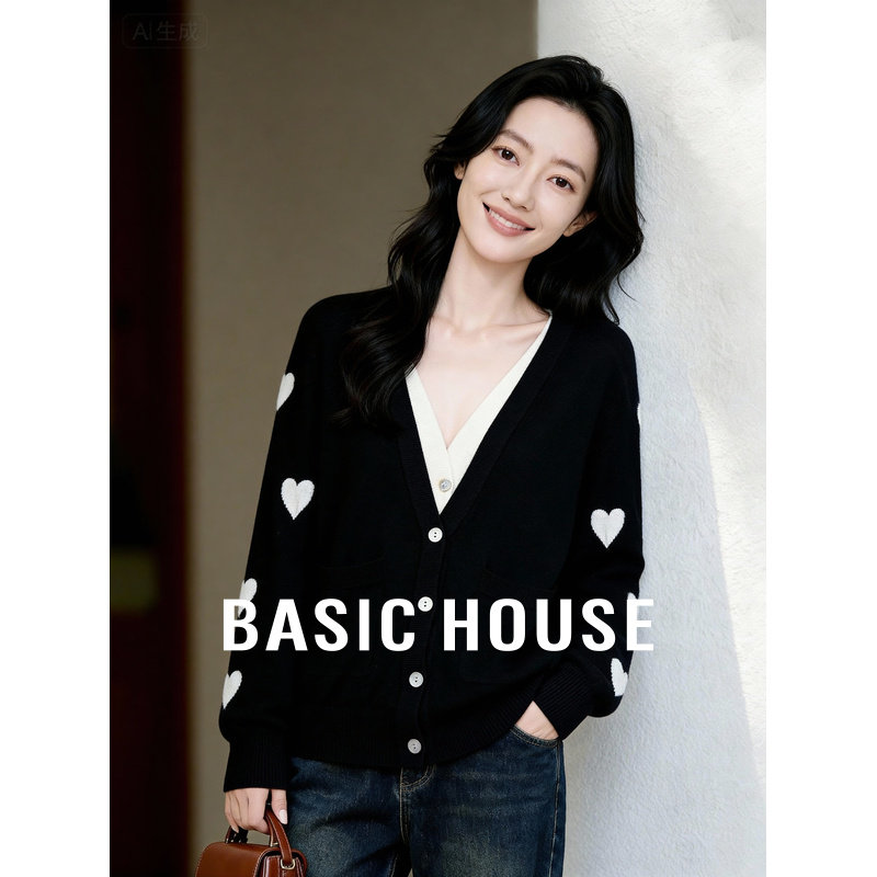 Basic House/百家好爱心假两件针织衫女秋v领黑色绵羊毛开衫外套