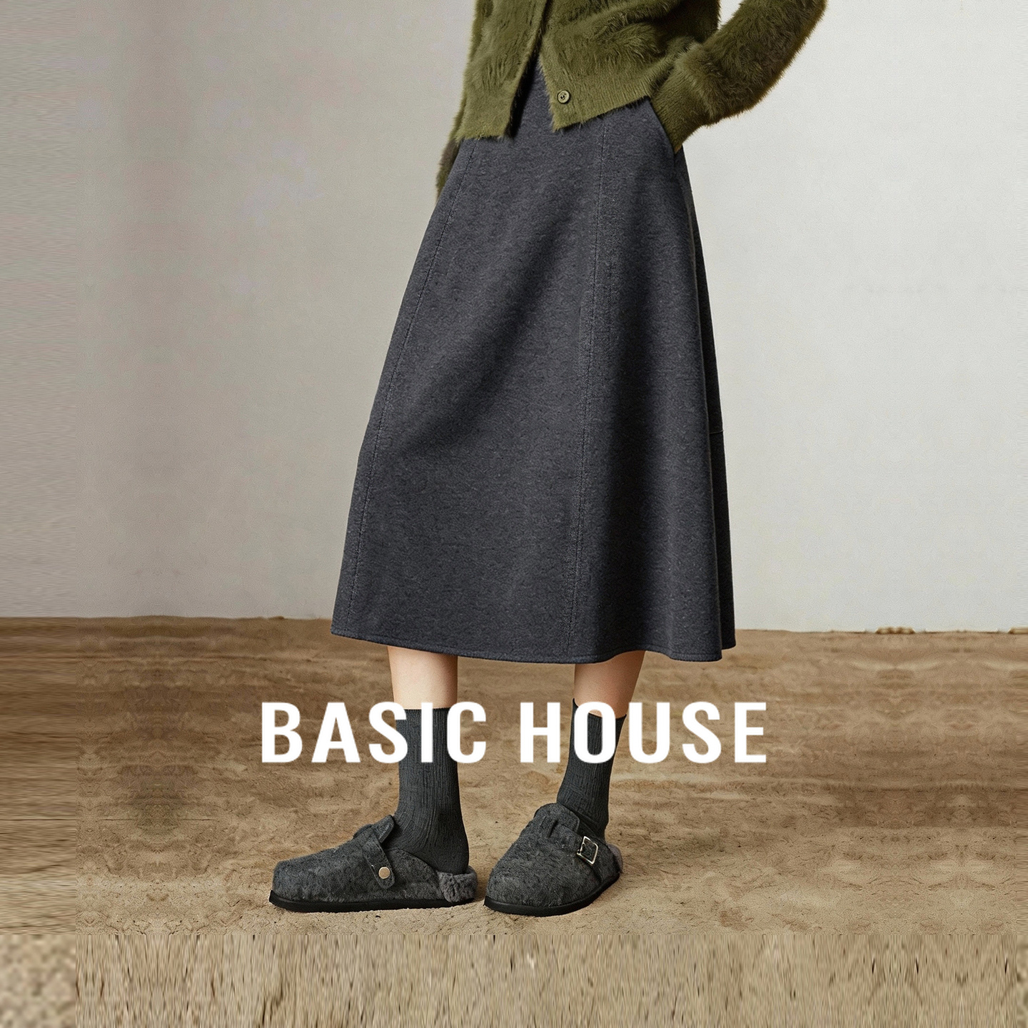 Basic House/百家好纯色绵羊毛半身裙女冬季百搭通勤A字中长裙子