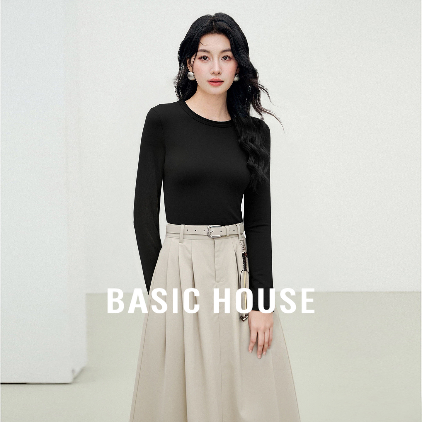 Basic House/百家好简约时尚优雅气质感夏季新款长袖显瘦针织衫女