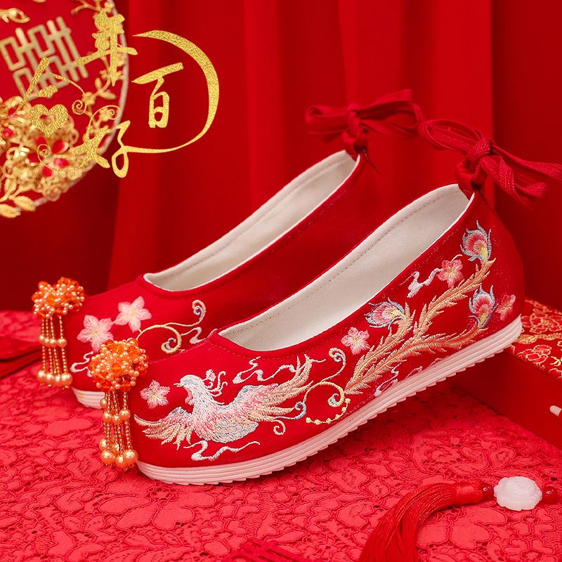 秀禾服鞋子婚鞋配秀禾服的新娘结汉服内增高古装中式婚礼红色古风