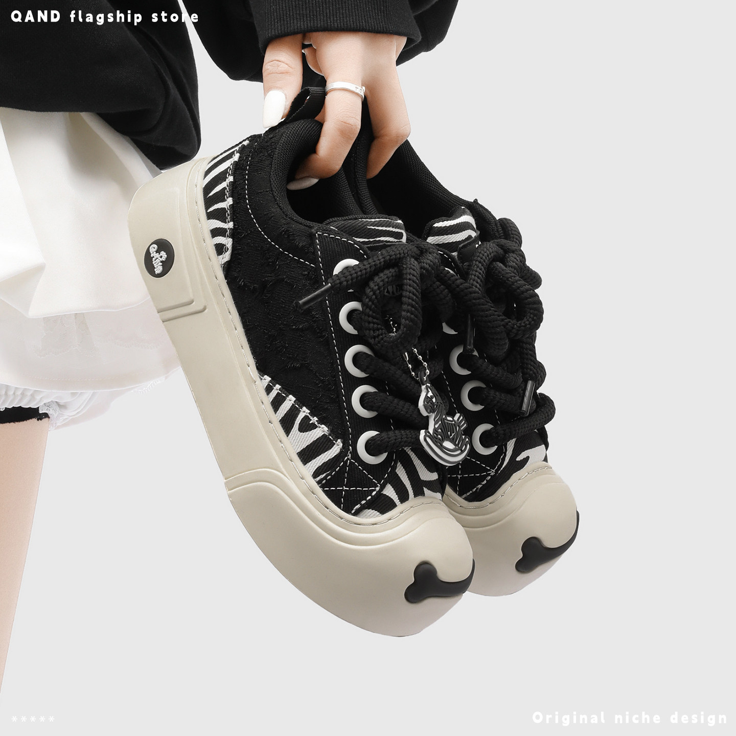 奇安达厚底鞋女2026新款帆布鞋黑色丑萌大头鞋百搭增高软底板鞋,女鞋,帆布鞋,淘宝优惠券,粉丝福利购,淘宝优惠卷