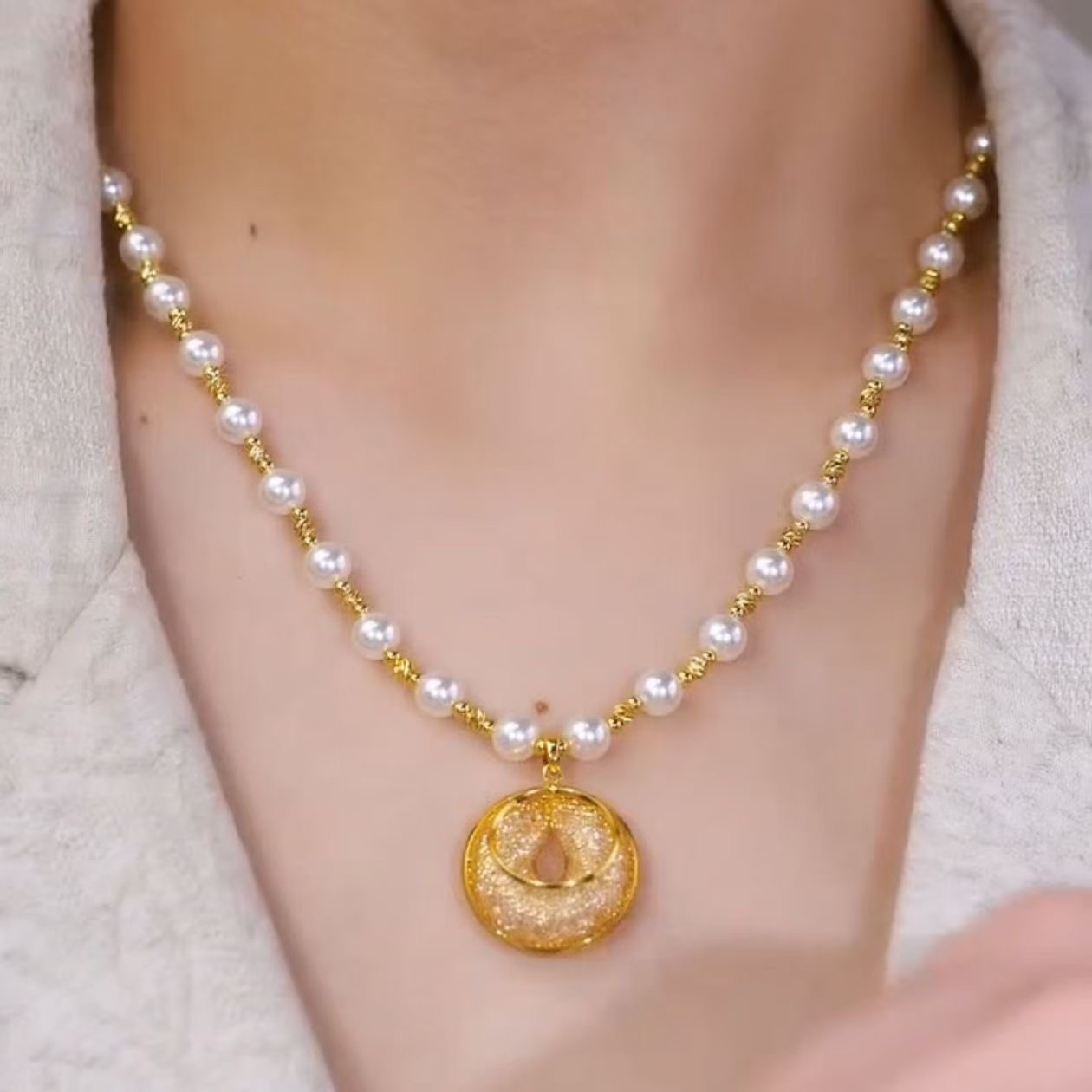 时尚百搭铜合金精品项链