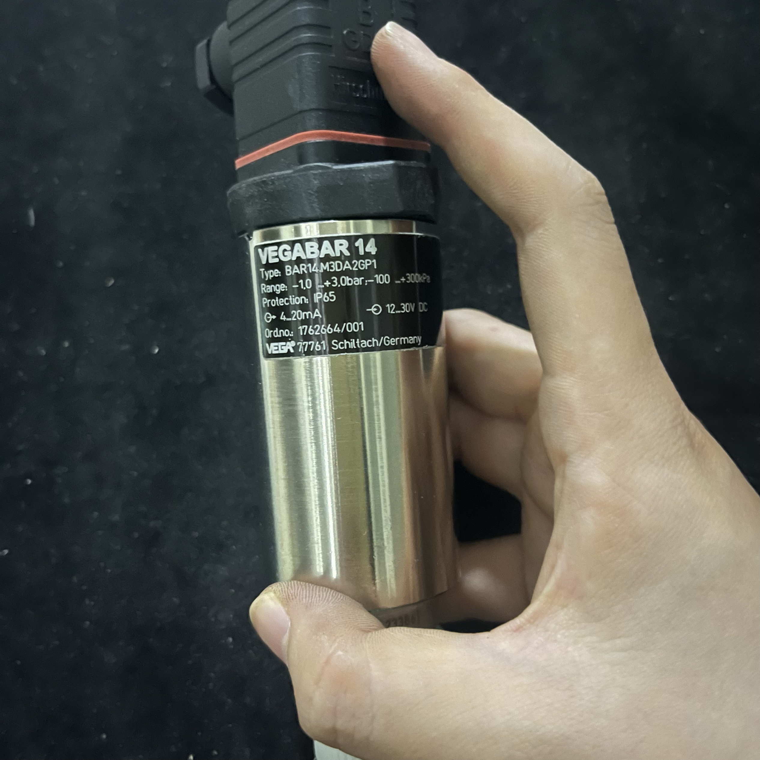 议价议价VEGABAR14  BAR14M3DA2GP1 压力感测器 全新议价