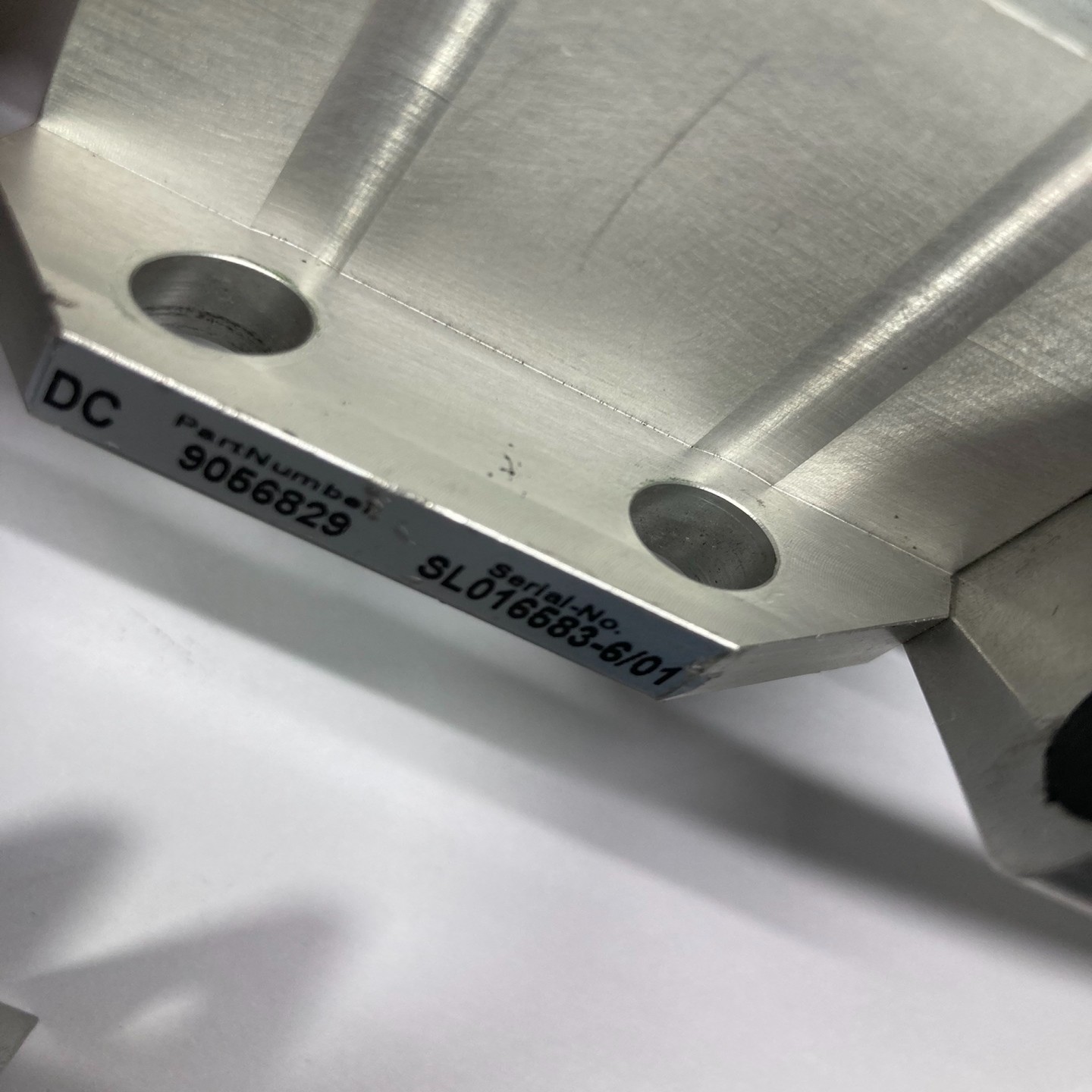 议价议价Besi Datacon碳纤维手臂 5002-1431 11