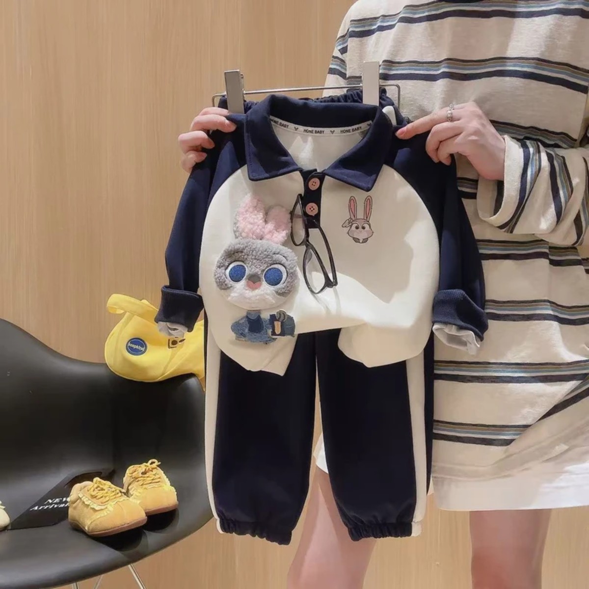 韩版春秋兔子卫衣卫裤两件套