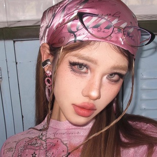 y2k千禧辣妹渐变粉色包头头巾女亚文化复古小众街头时尚抹胸丝巾