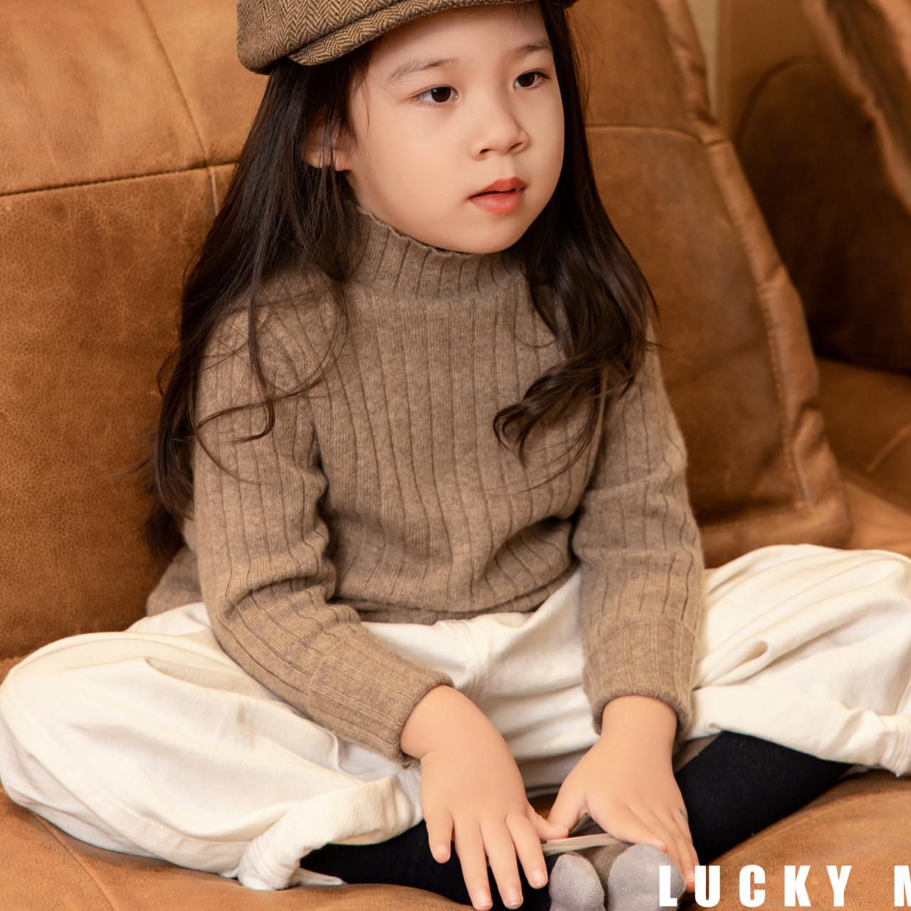 LuckyMay亲子羊绒宽坑条打底衫