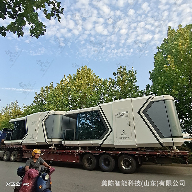 户外移动房屋轻钢别墅网红智能太空舱民宿景区度假村特色观景房图片