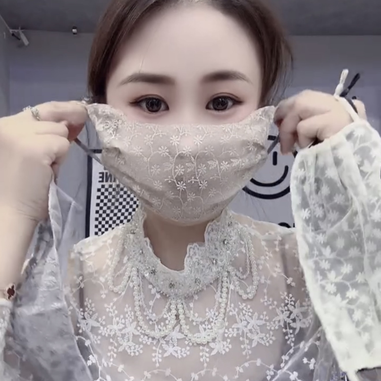 糖果小笛25年春夏新款小雏菊花网红直播爆款蕾丝刺绣口罩高颜值