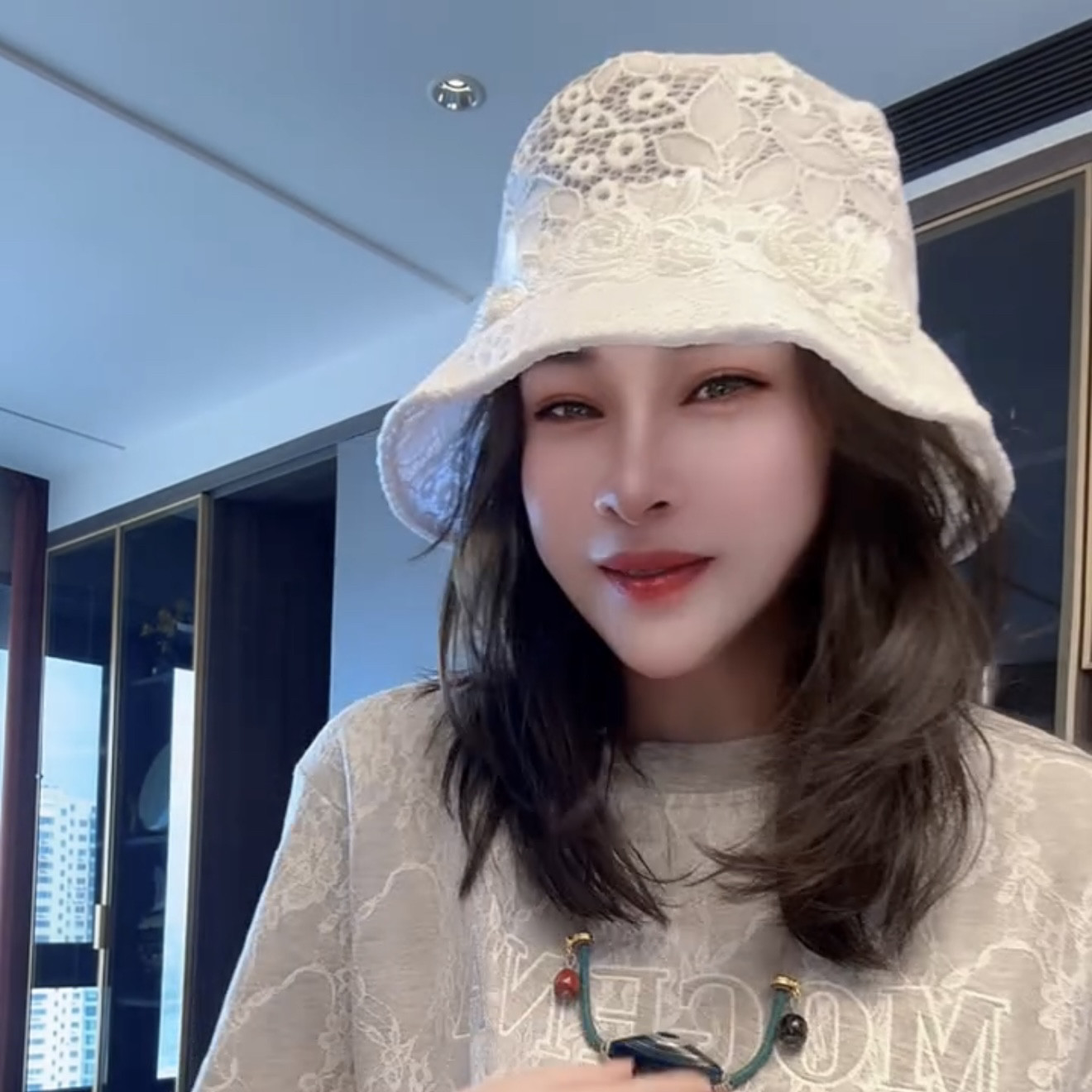 2025新款蕾丝玫瑰盆帽宽檐遮阳圆顶夏季渔夫帽洋气网红爆款时尚款