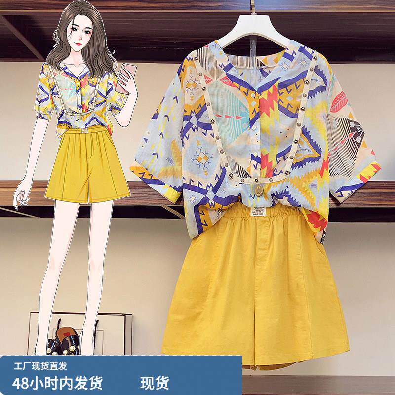 2025新款夏装，韩式加码女装，时尚印花衬衫，微胖姐姐的减龄瘦身