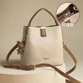 卓诗尼水桶包包女式 2025新款 巨好看斜挎大容量高级感日常通勤百搭