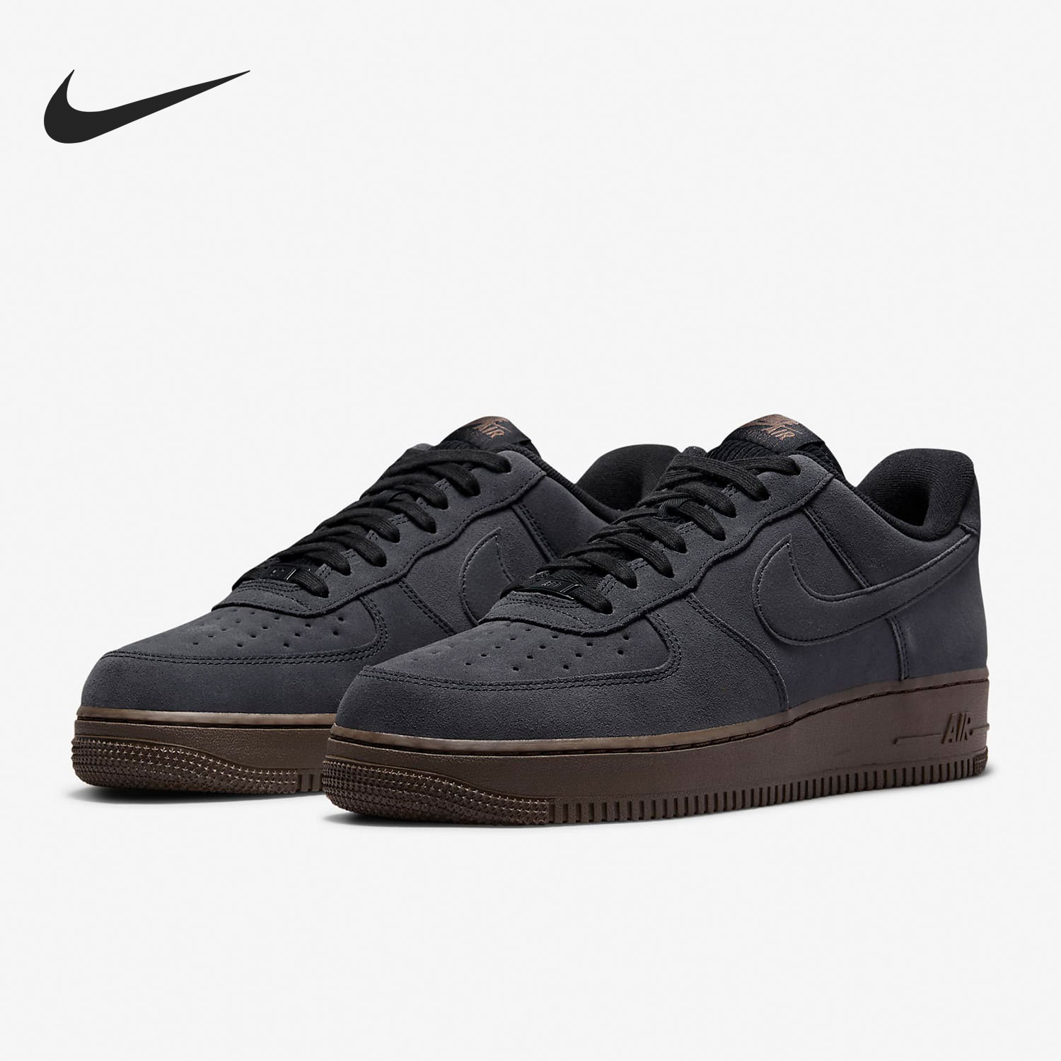 耐克女士耐磨低帮运动板鞋