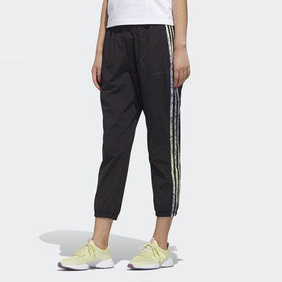 Adidas/阿迪达斯正品当季新款女子透气休闲运动九分裤 FM6139