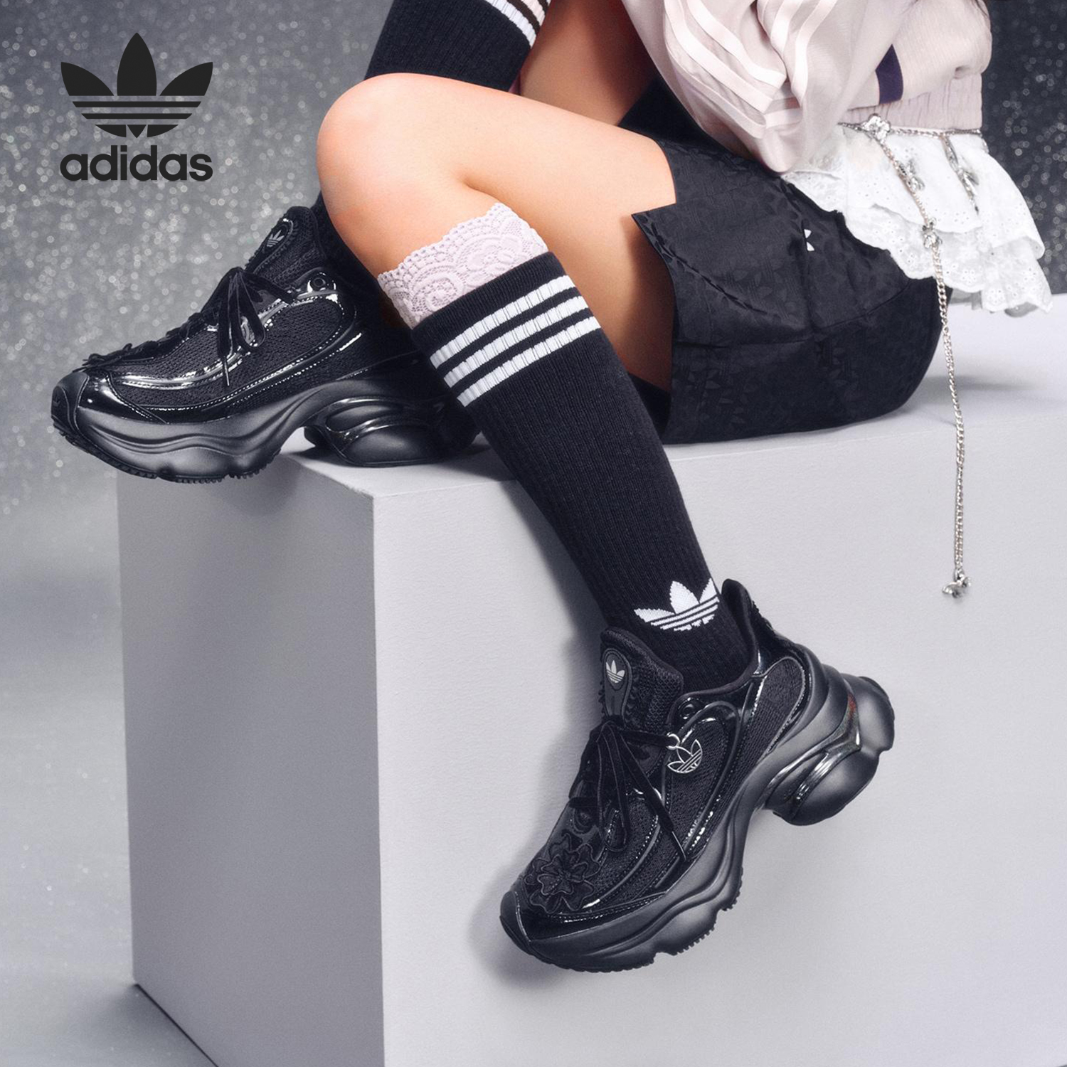 Adidas/阿迪达斯正品三叶草女士耐磨经典运动厚底老爹鞋HQ2677