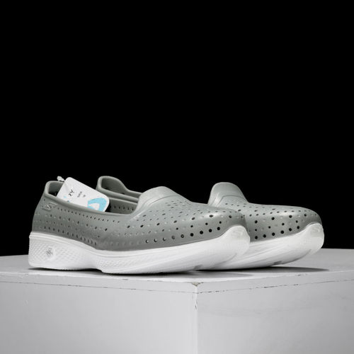Skechers/斯凯奇正品 H2 GO 女子透气舒适轻便低帮运动休闲鞋