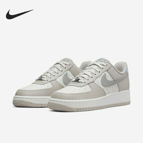 Nike耐克正品Air Force 1女款低帮休闲运动耐磨板鞋DR7857-101