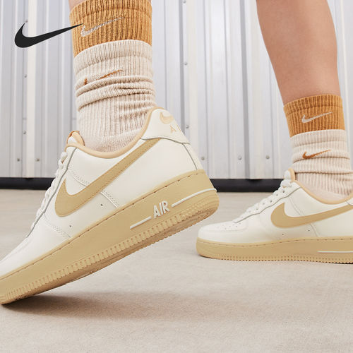 Nike/耐克正品Air Force 1 07 女士空一号运动鞋FZ3597-133