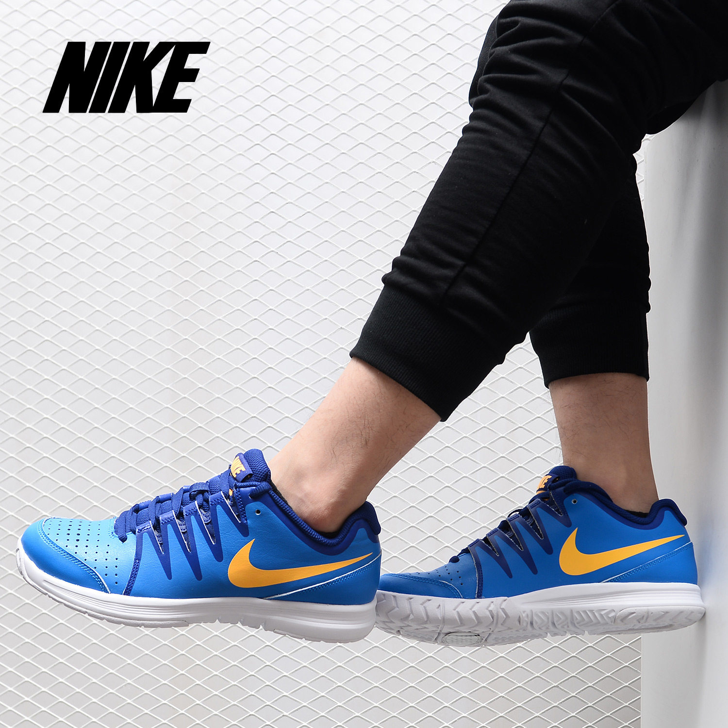 Nike/耐克正品 VAPOR COURT 男子低帮 舒适运动实战网球鞋 631703