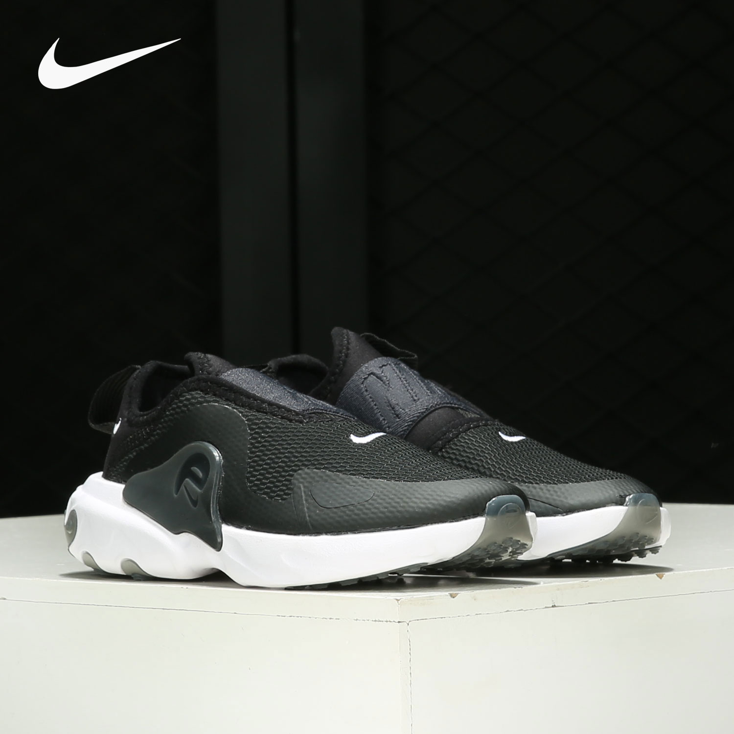 Nike/耐克正品大童休闲运动鞋