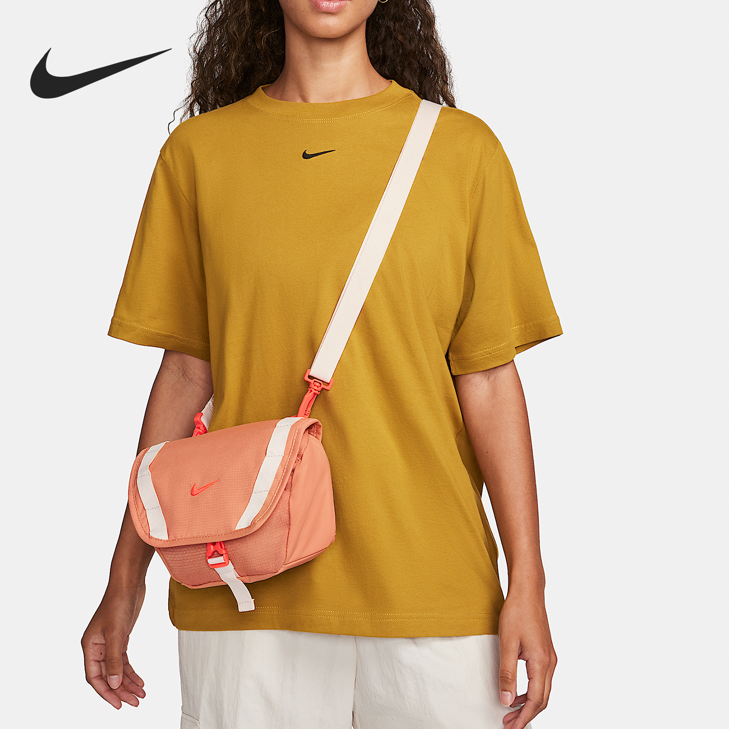 Nike/耐克正品新款男女户外休闲运动训练便携斜挎腰包DJ9681-225