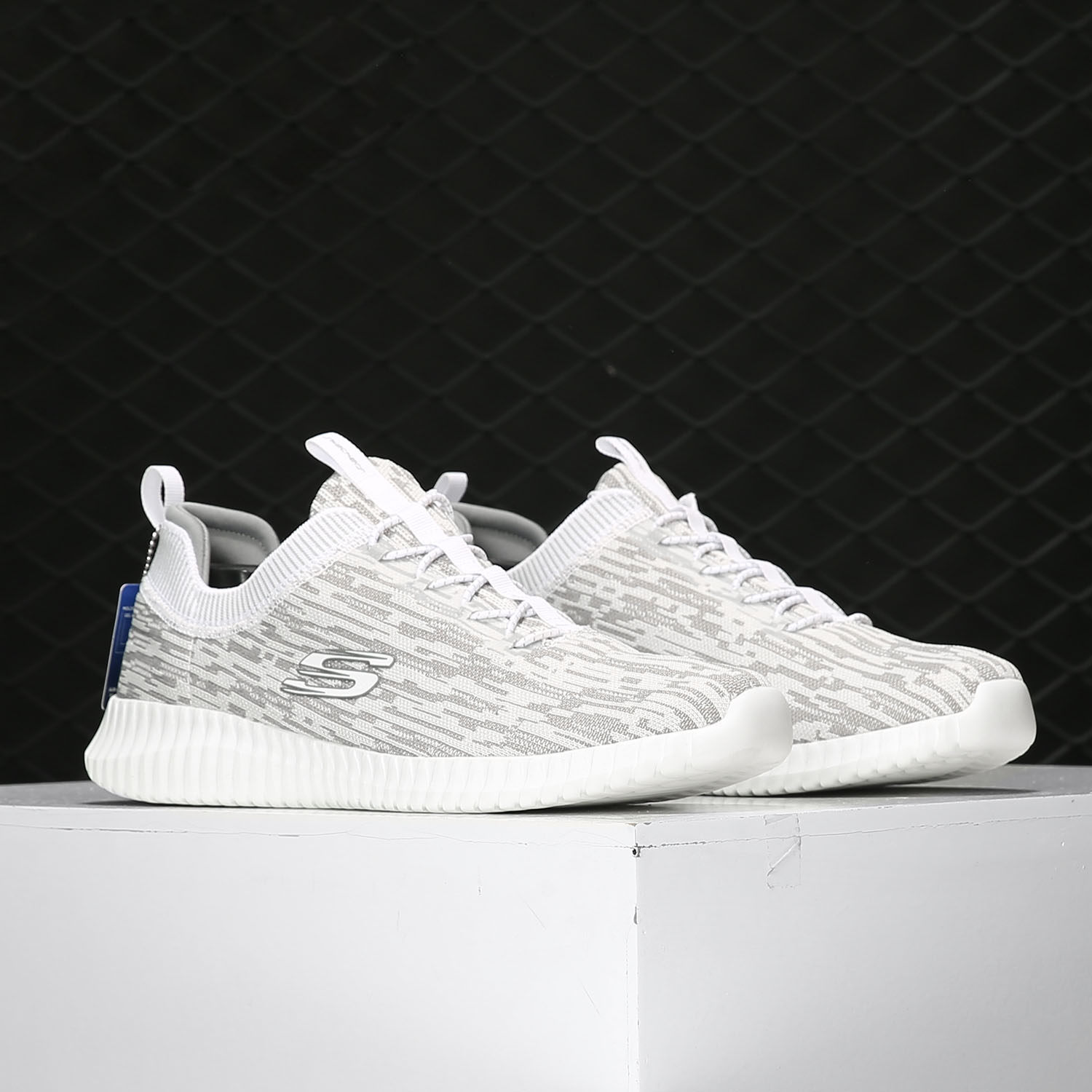 Skechers/斯凯奇正品 新款男子运动鞋轻便网布透气休闲跑步鞋