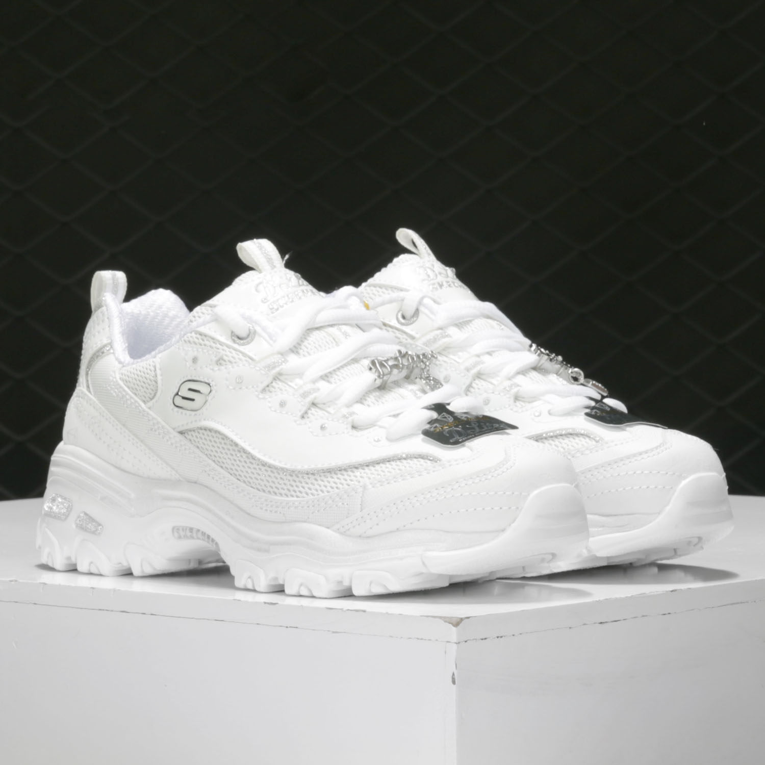 Skechers/斯凯奇正品当季新款女子钻石纪念版熊猫耐磨跑步鞋