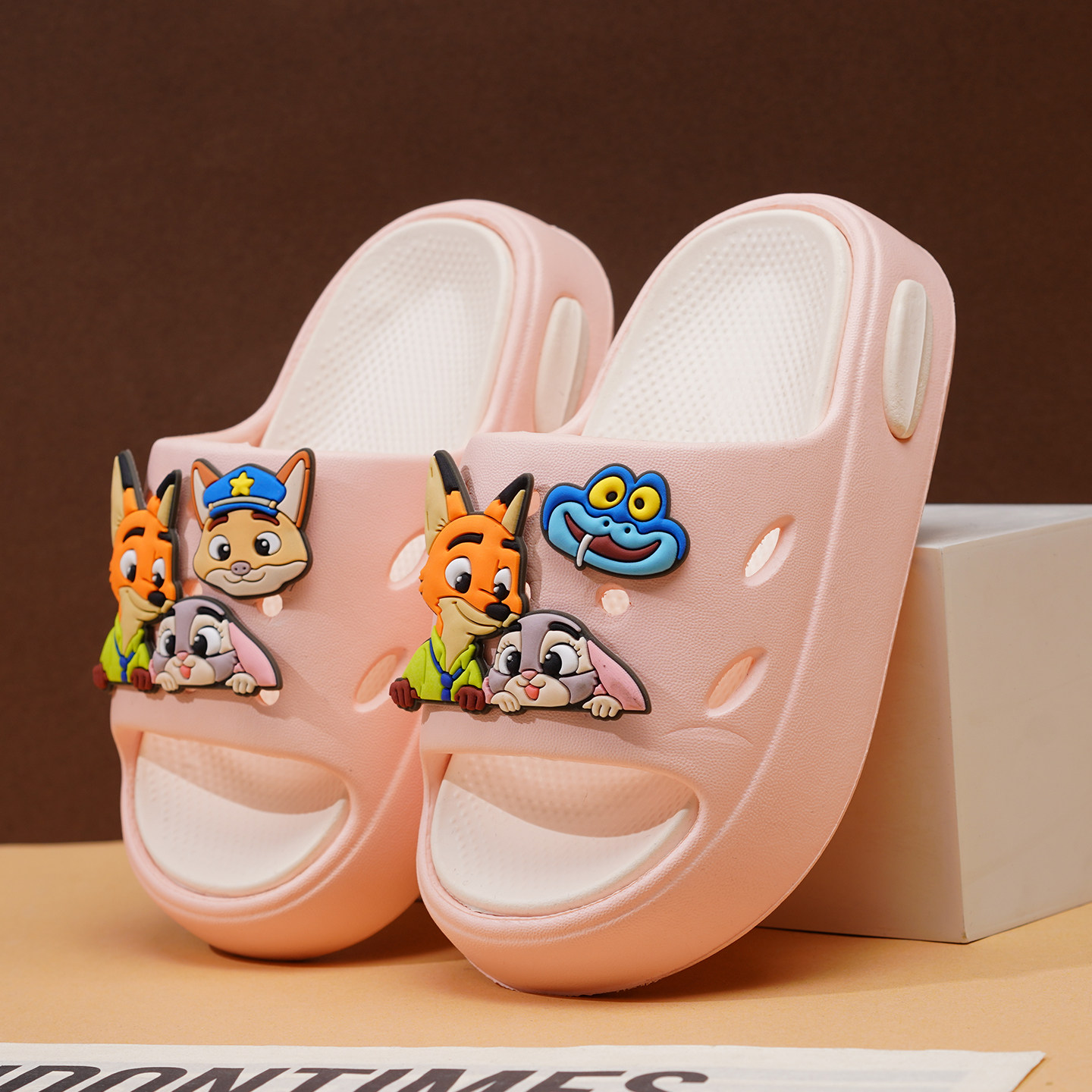疯狂动物城儿童拖鞋新款女童室内防滑软底家居卡通凉拖鞋女孩洗澡,童鞋/婴儿鞋/亲子鞋,儿童凉拖鞋,淘宝优惠券,粉丝福利购,淘宝优惠卷