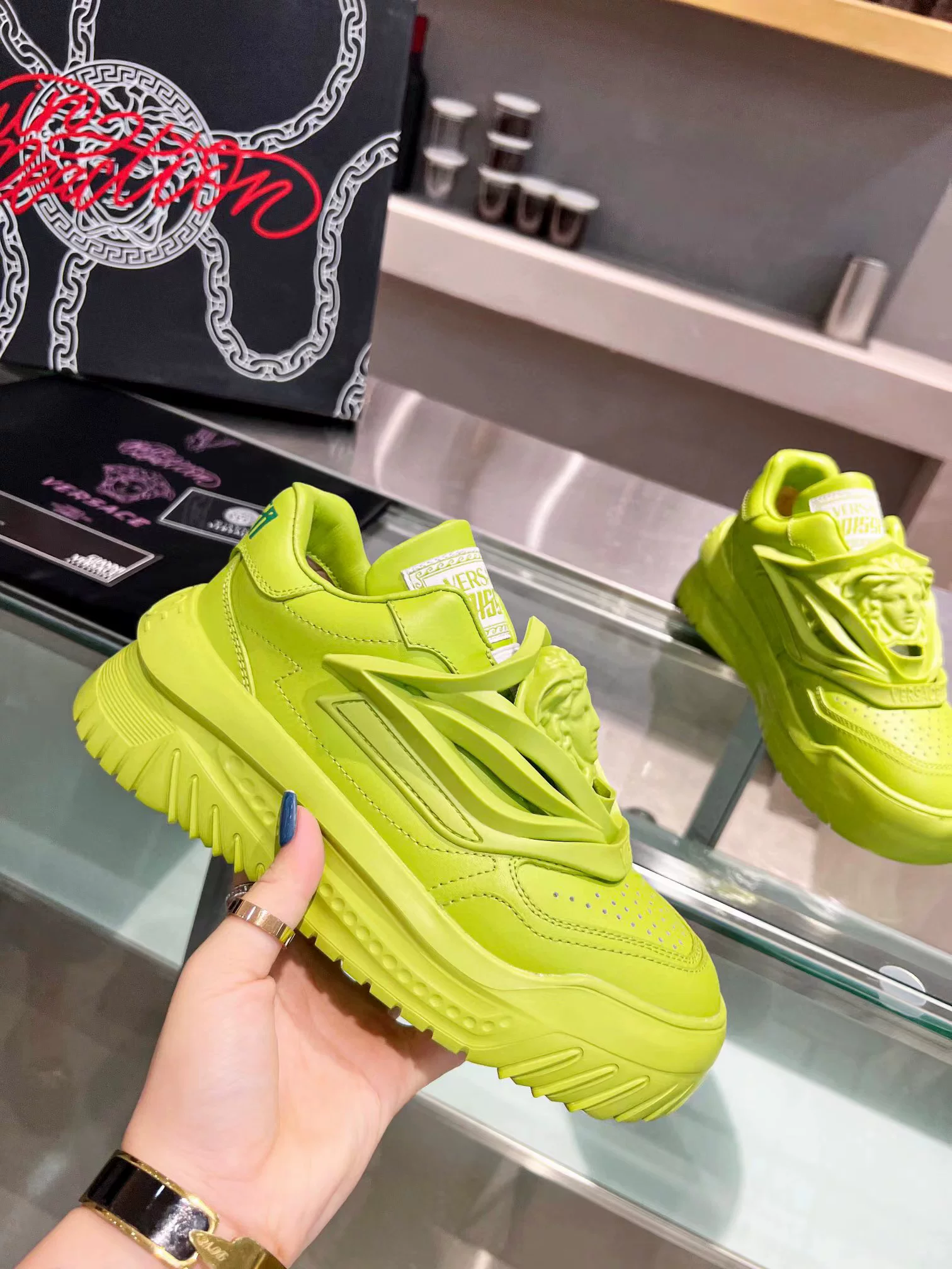 Покупка счётчика Versace Verser Odissea космические ботинки увеличивают повседневные кроссовки спортивная обувь мужская и женская однотипные абзацы